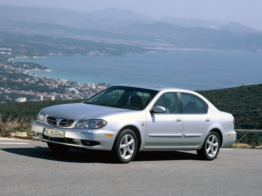  Nissan Maxima QX 2000 года  (фото 12 из 29)